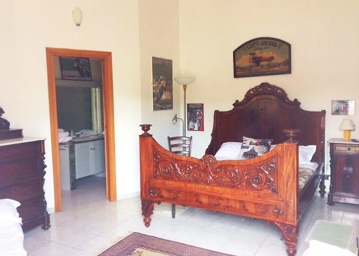 Bed & Breakfast Pit Stop